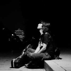 揉我的胸 ～阿～
